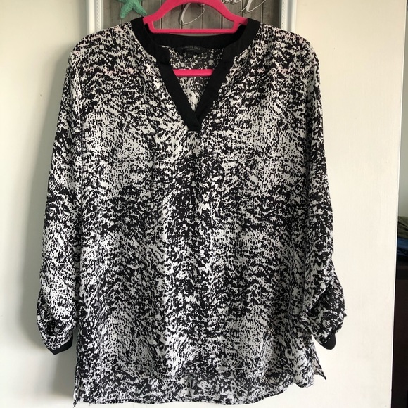 🌈FREE *Kenneth Cole Long sleeve shirt - Picture 2 of 3